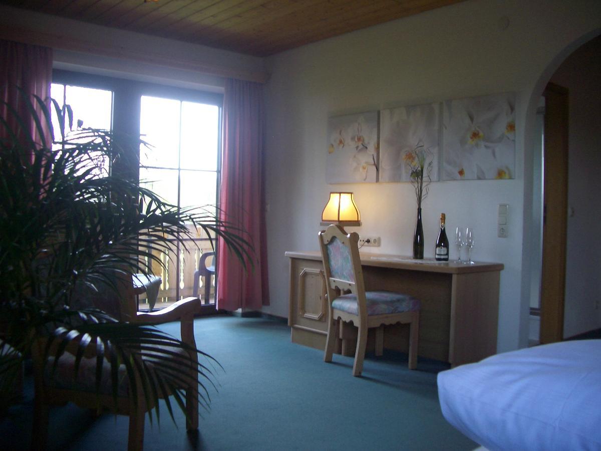 Hotel Bergblick Warmensteinach Exterior photo